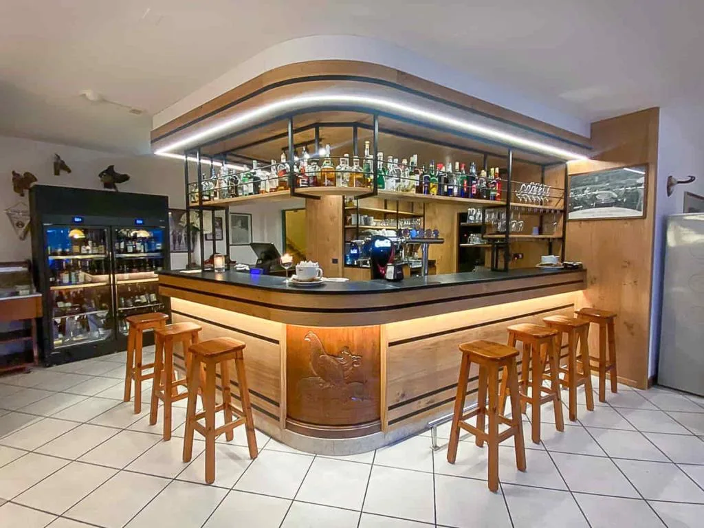 Bar 2024