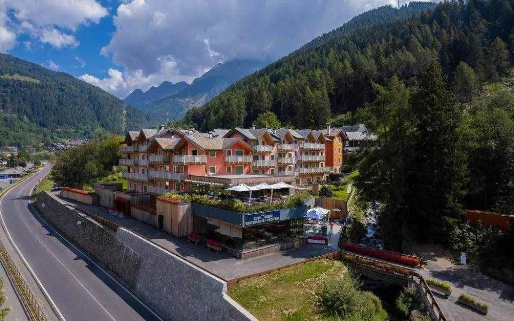 Residence Adamello Resort