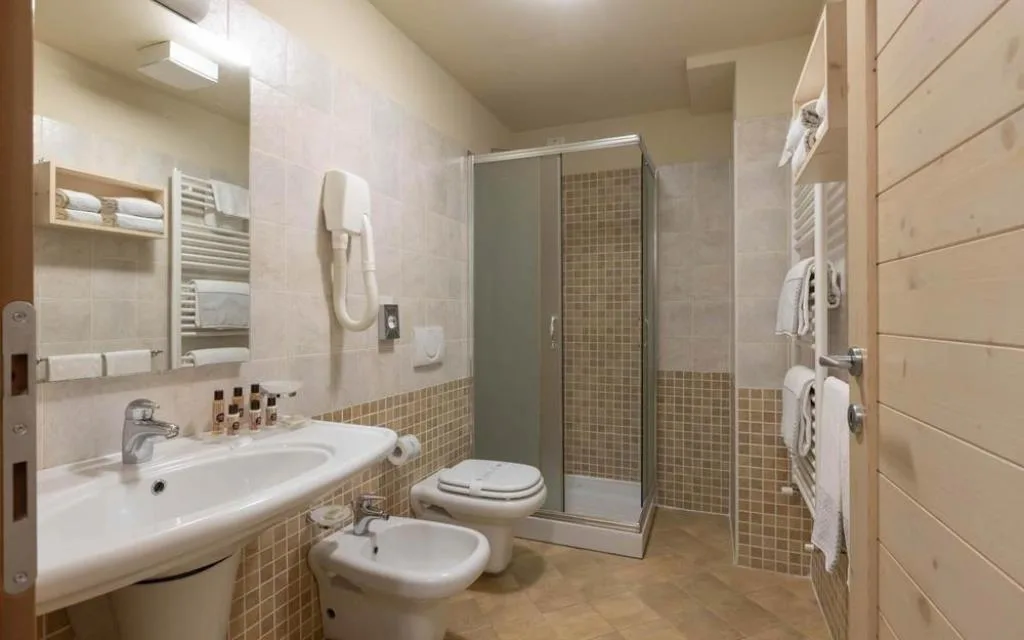 Bagno Trilocale