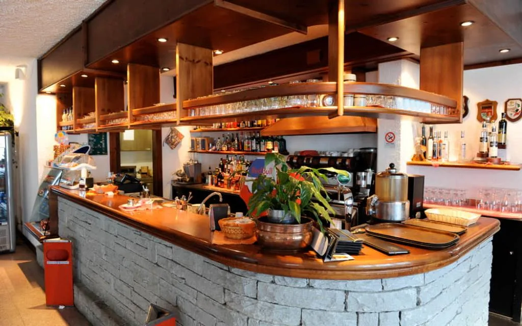 Bar1