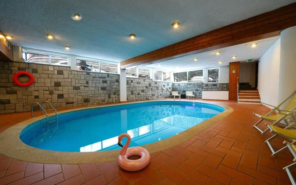 Piscina2